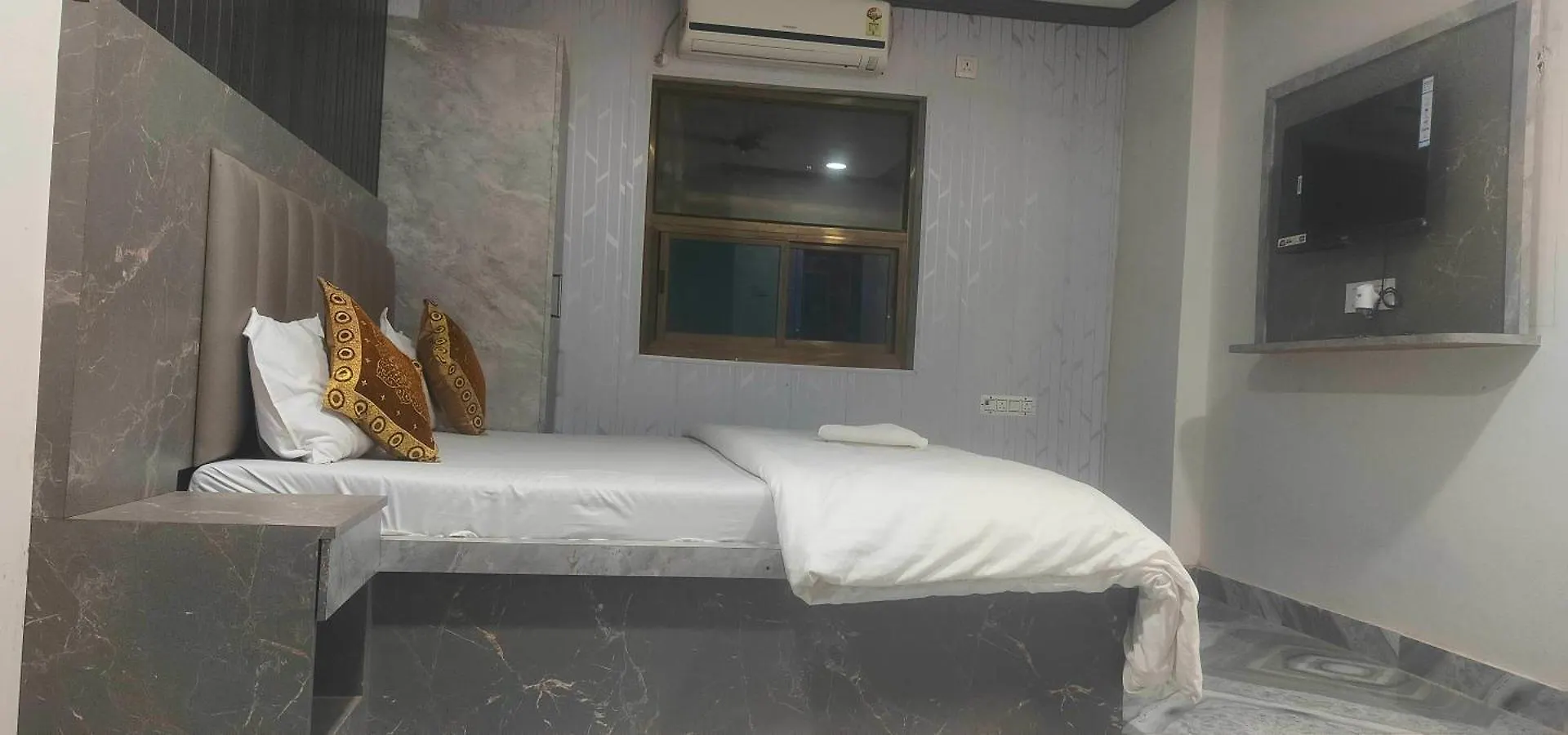 Ananya Paying Guest House Benares